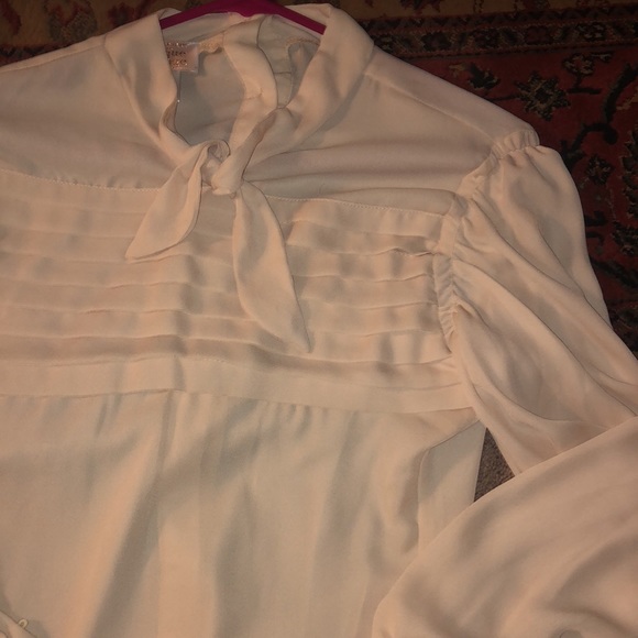 Unique Vintage button long sleeve blouse - Picture 2 of 5